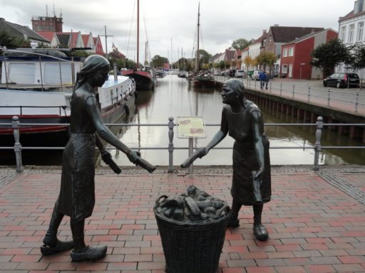 Torffrauen Törfwiefkes Hafen Weener Fewo Ferienwohnung Ferienhaus Amelsberg 26789 Leer Ostfriesland