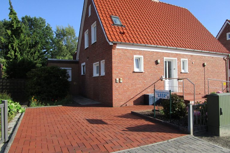 Auffahrt Parkplatz Ferienhaus 26789 Leer Ostfriesland